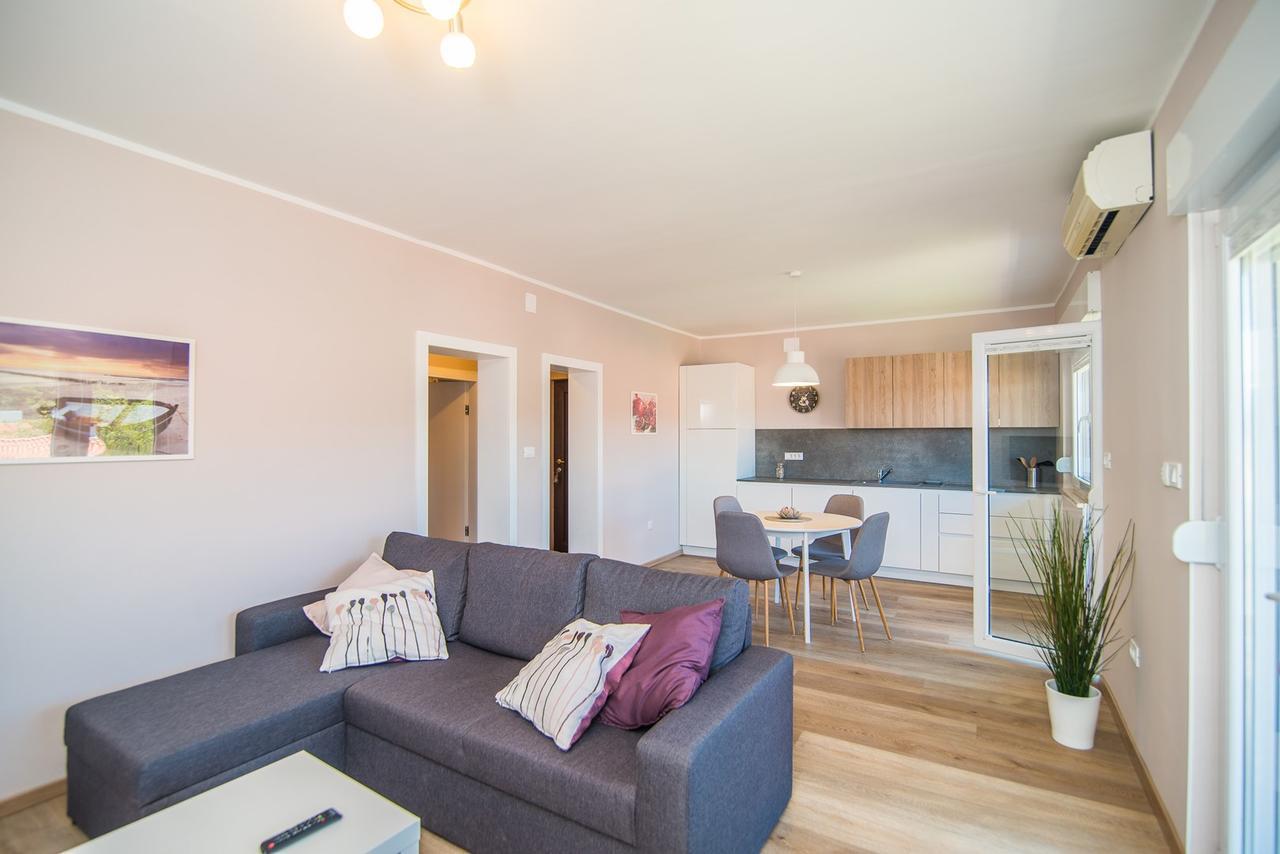 Apartment Lili 포레치 외부 사진